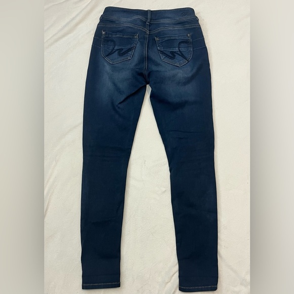 Wallflower Denim Deluxe Dark Wash Blue Women's Jeans Size 7 - Picture 14 of 16